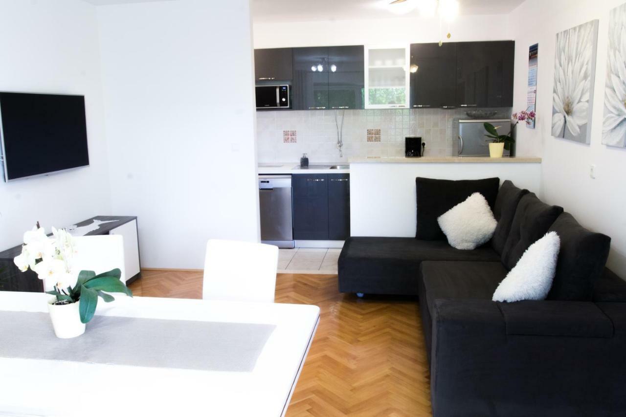 Villa Silvija Mlini Dış mekan fotoğraf